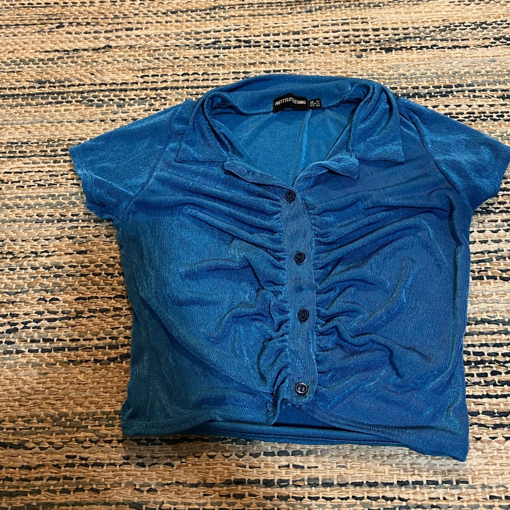 Pretty little thing cropped button down